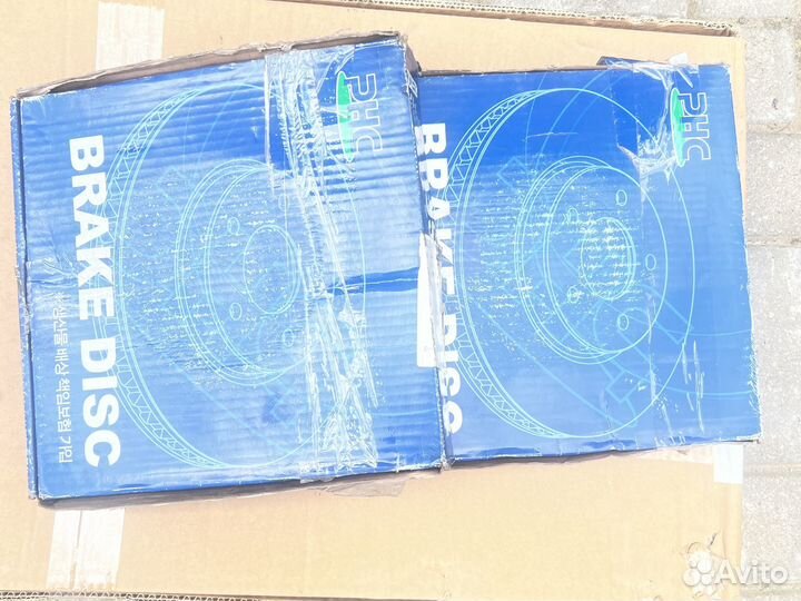 Тормозной диск передний Valeo R1055