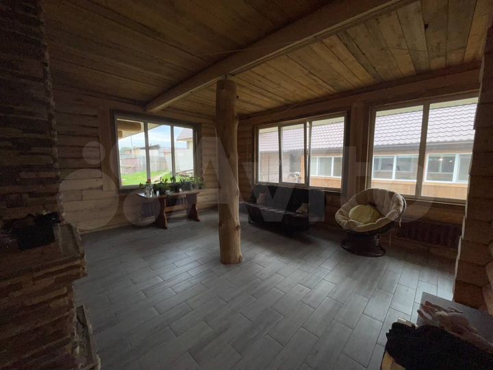 Дом 216 м² на участке 17 сот.