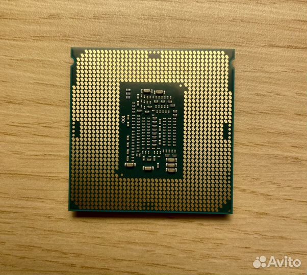 Процессор Intel Xeon E3-1240V6 3,7 GHz (4 ядра)