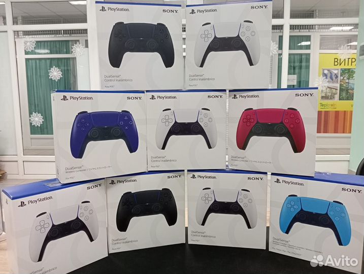 Геймпад PlayStation 5 DualSense Red