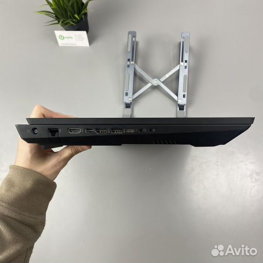 Игровой ноутбук HP i7-9/16 озу/SSD/RTX/17