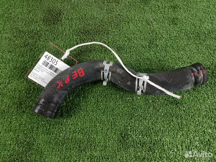 Патрубок системы охлаждения левый Toyota Corolla