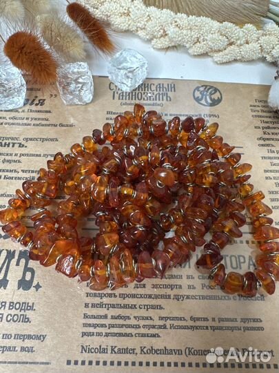 Бусы из натуральных камней янтарь