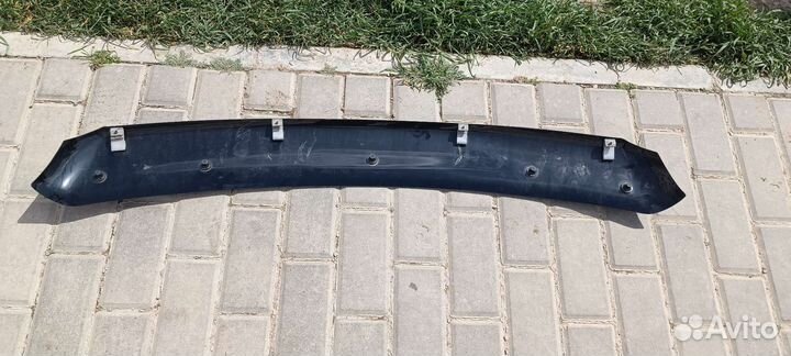 Дефлектор капота touareg 1