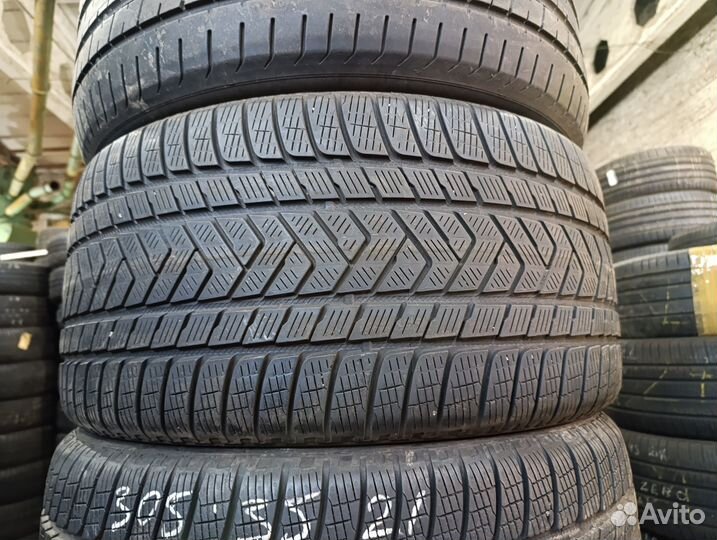 Pirelli Scorpion Winter 305/35 R21 Y