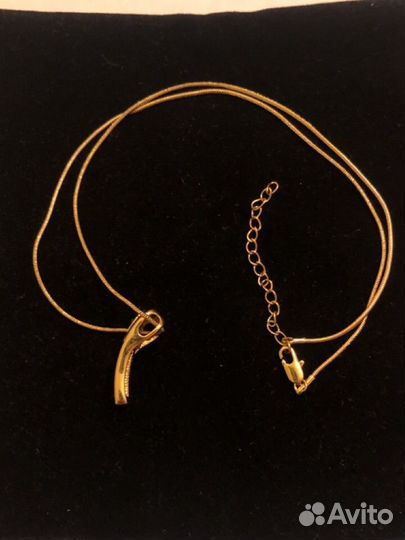 Цепочка с кулоном Carmelle usa