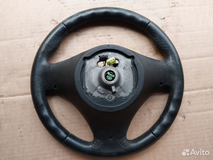 Руль спорт бмв е82 е88 е90 е92