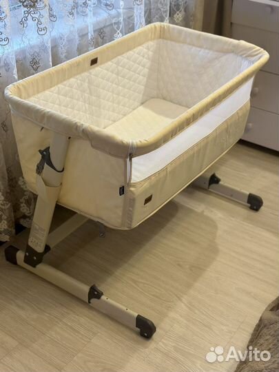 Кроватка для новорожденных приставная