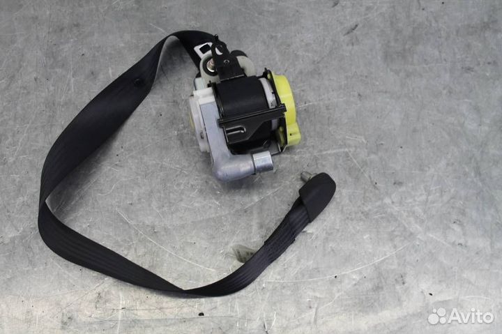 Ремень безопасности передний правый Mazda 3 (BL)