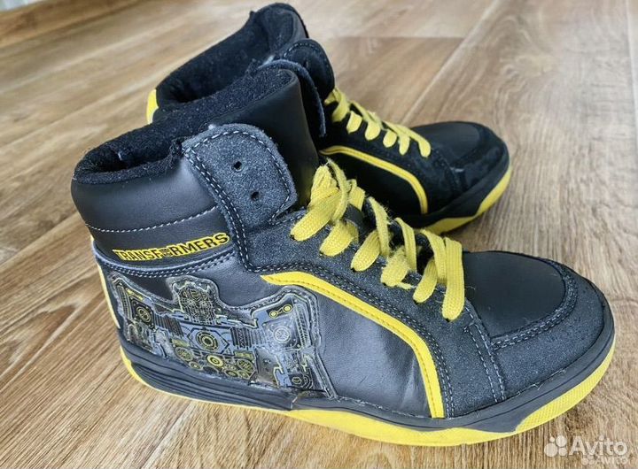 Пакет вещей и обуви на мальчика 7-8 лет