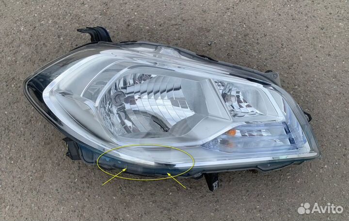 Фара передняя правая (з/ч - стекло) SX4, SX-4