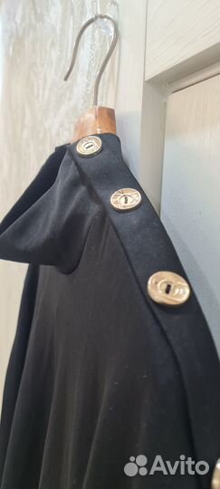 Костюм женский с брюками бу 54р,черный