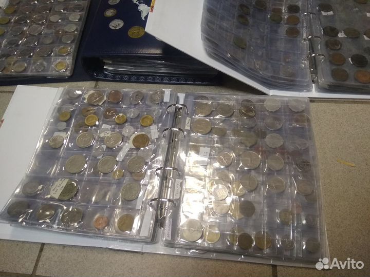 Монеты 5 альбома 2400 шт без повторов