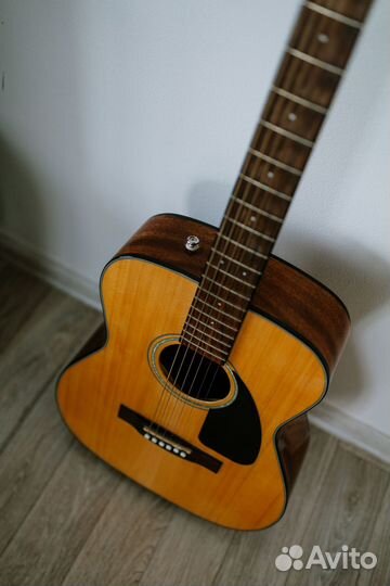 Гитара аккустическая Fender