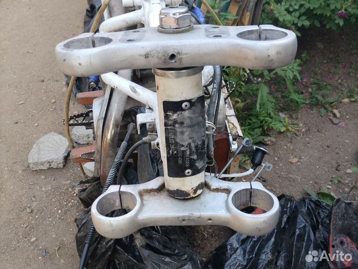 Траверса на питбайк