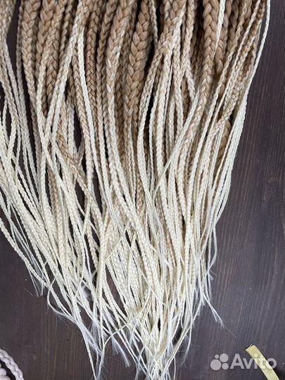 Де косы Канекалон