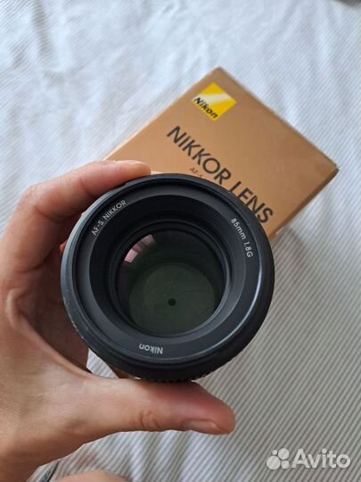 Nikkor 85mm f/1.8G