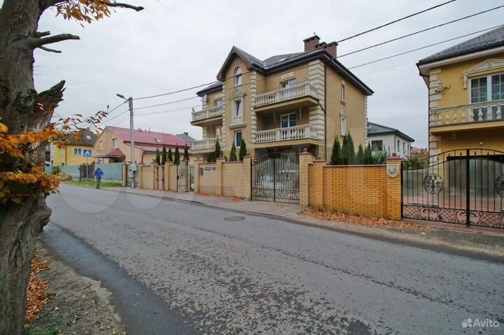 2-к. квартира, 60 м², 2/3 эт.