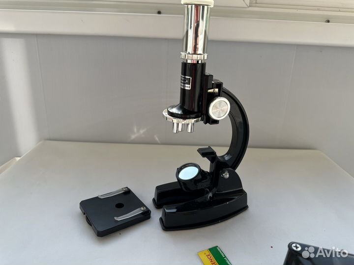 Детский микроскоп в отличном состоянии