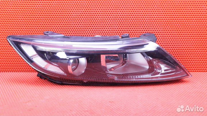 Фара правая Kia K5 TF G4KH 92102-2T500