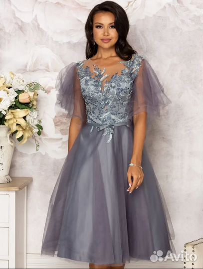 Вечернее платье