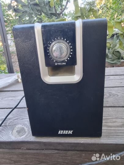 Сабвуфер BBK