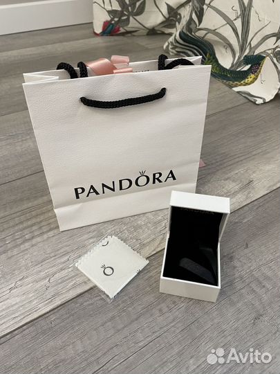 Pandora подарочная коробка