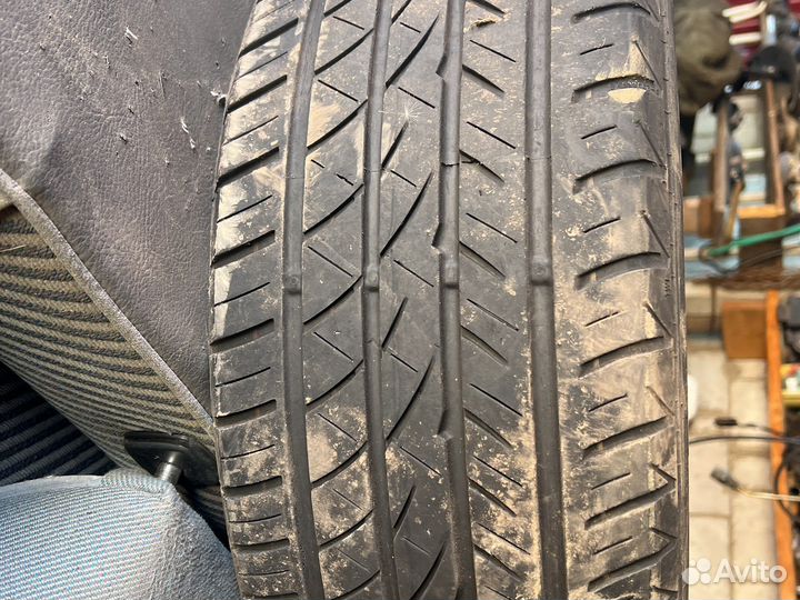 Feu Vert Efficiency+ 215/60 R17