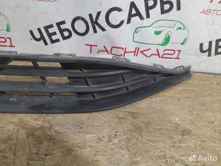 Решетка бампера VW Polo Liftback (2020+)