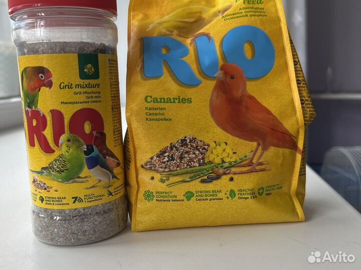 Минералы для птиц и корм для канареек