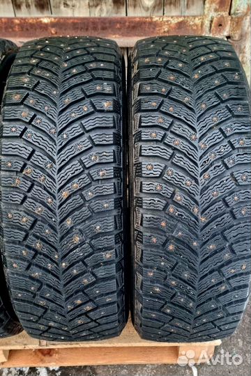 Michelin X-Ice North 4 205/65 R16 99T