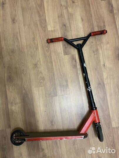 Трюковой самокат