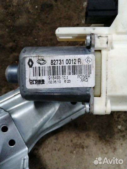 Мотор стеклоподъемника задний левый Renault