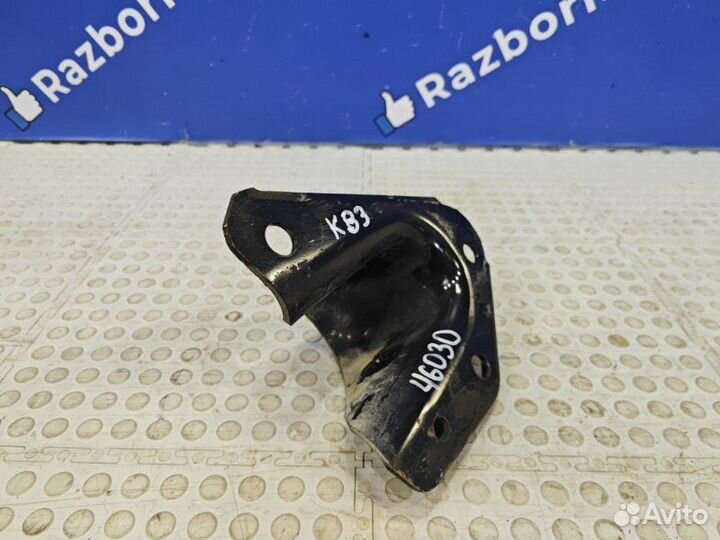 Кронштейн задний правый Renault Kaptur