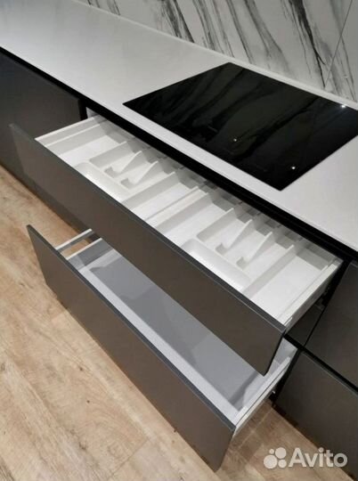 Кухонный гарнитур угловой на заказ