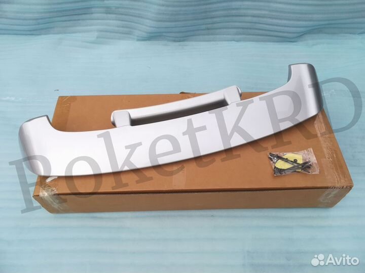 Спойлер land cruiser 100 Серебро