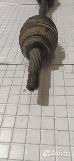 Полуось передняя левая Toyota Camry V30