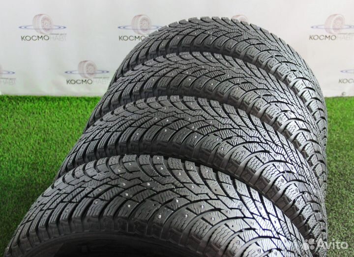 Pirelli Ice Zero 2 215/65 R16 102T