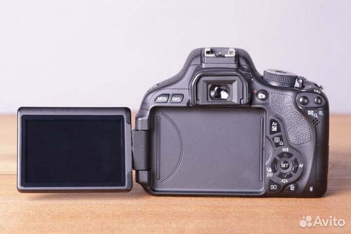 Фотоаппарат Canon 600D Body