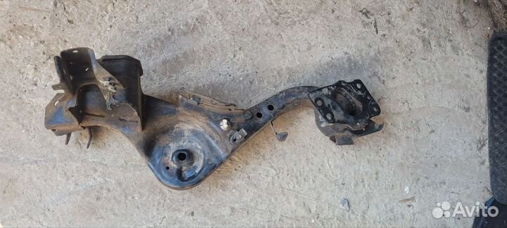 Рычаг задний nissan qashqai j10