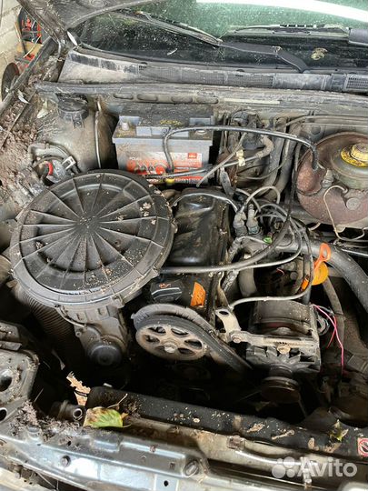 Audi 80 B3 1991 г. 1.8 90 л.с в разборе