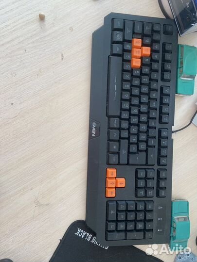 Игровая клавиатура с подсветкой