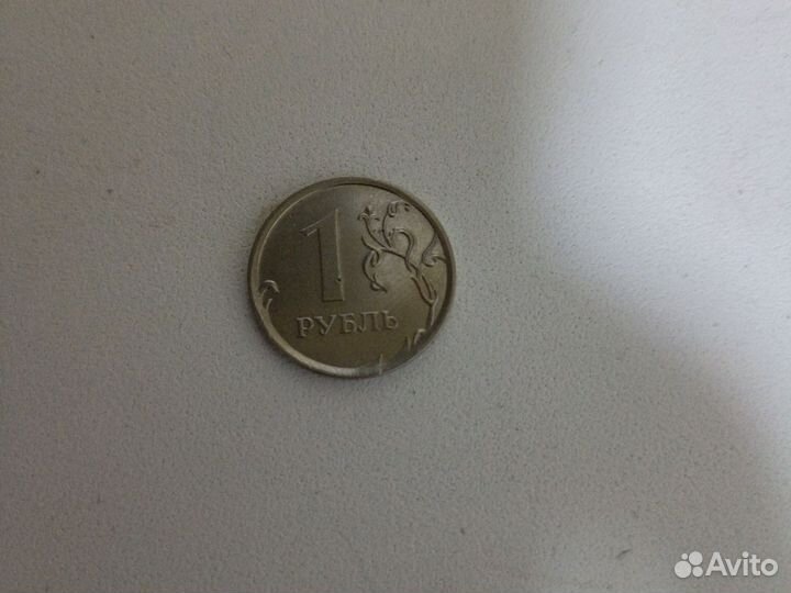 Манета 1 рубаль 2013 года Ммд