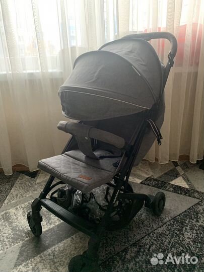Коляска прогулочная