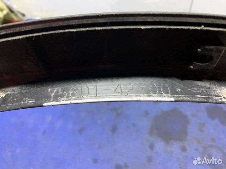 Накладка крыла передняя правая Toyota Rav4 ZSA44