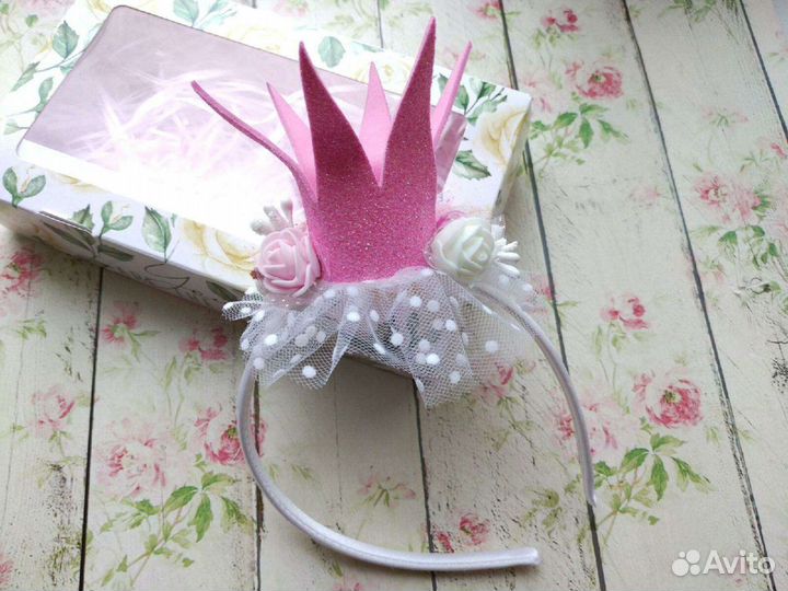 Короны в любом цвете на заказ