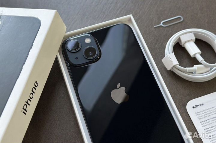 iPhone 13, 256 ГБ