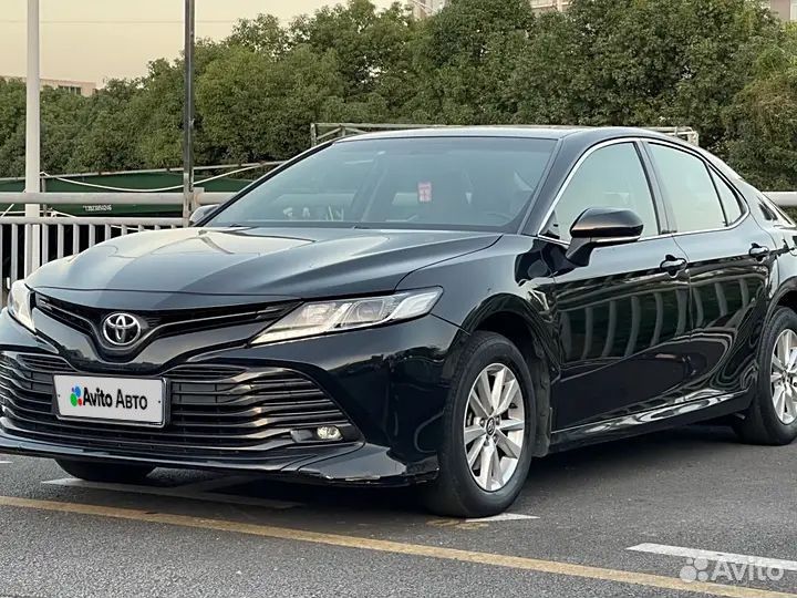 Toyota Camry 2.0 AT, 2020, 50 000 км