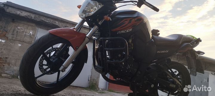 Продам Рейсер нитро 250
