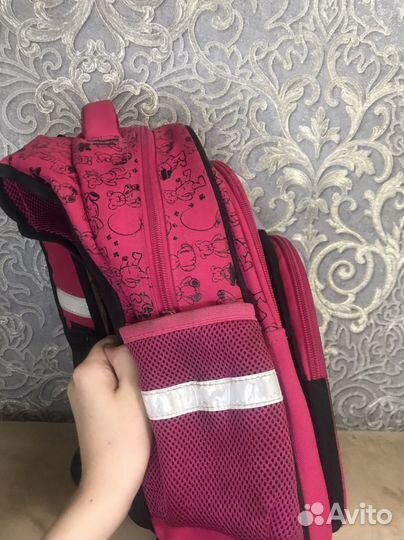 Рюкзак школьный для девочки 1 класс